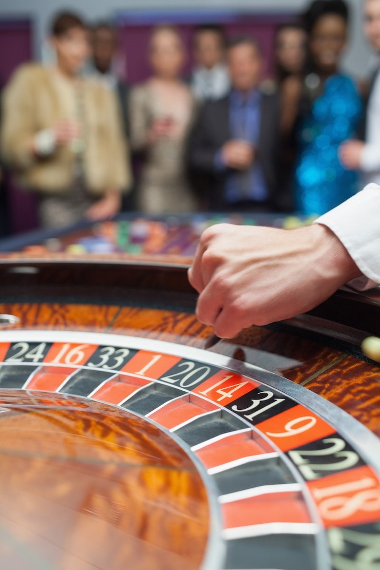 Live Teen Patti table with multi-camera feed on kentangbet login
